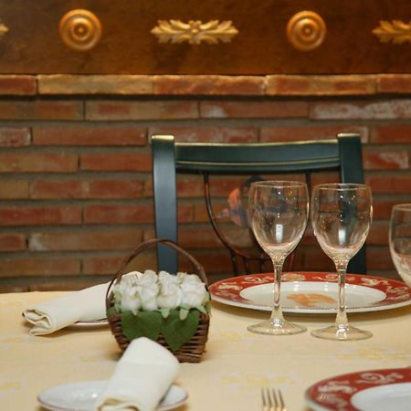 El Patio Hotel La Almunia de Doña Godina Kültér fotó