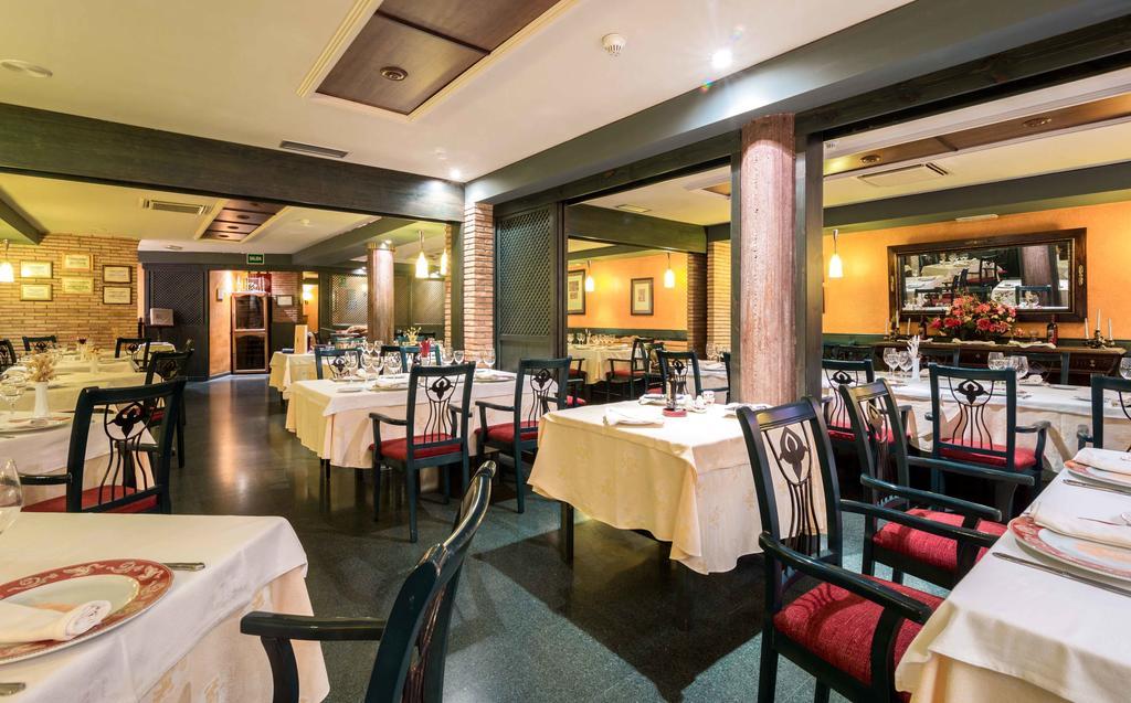 El Patio Hotel La Almunia de Doña Godina Kültér fotó