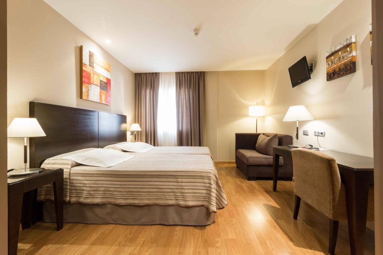 El Patio Hotel La Almunia de Doña Godina Kültér fotó