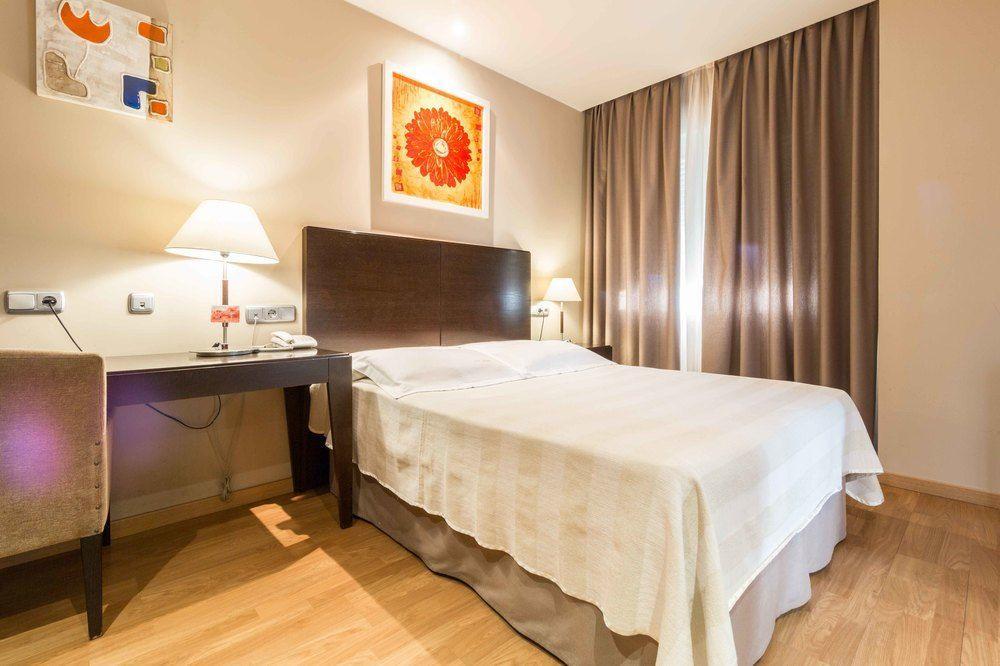 El Patio Hotel La Almunia de Doña Godina Kültér fotó