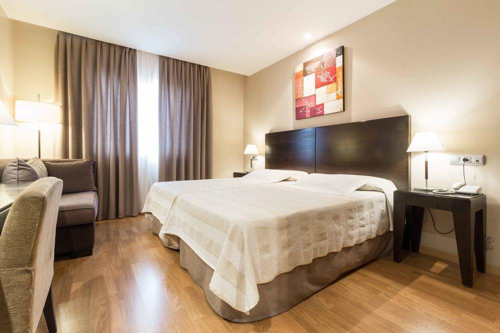 El Patio Hotel La Almunia de Doña Godina Kültér fotó