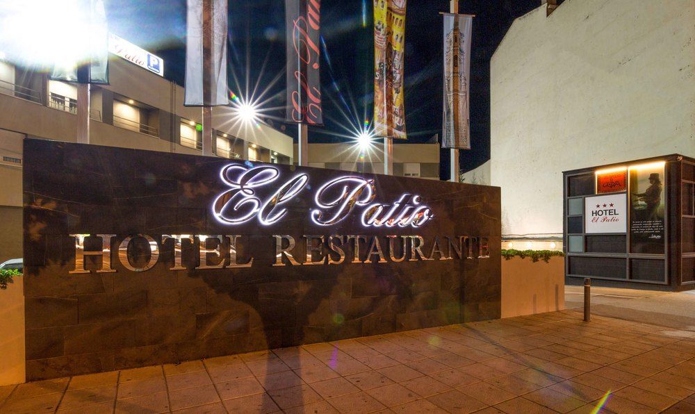 El Patio Hotel La Almunia de Doña Godina Kültér fotó